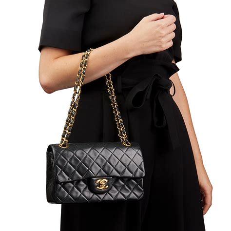 chanel small handbag classic